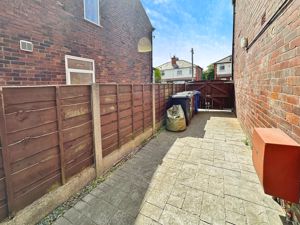 Side- click for photo gallery